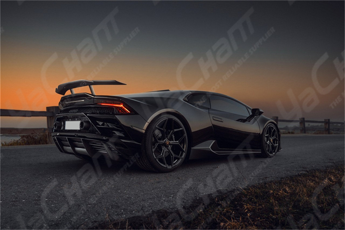 YCLB610068LDCF 2019-2023 Lamborghini Huracan EVO & RWD & Spyder Novitec Style Rear Diffuser DCF (104).jpg