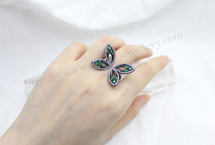 Customized Emerald butterfly ring.jpg