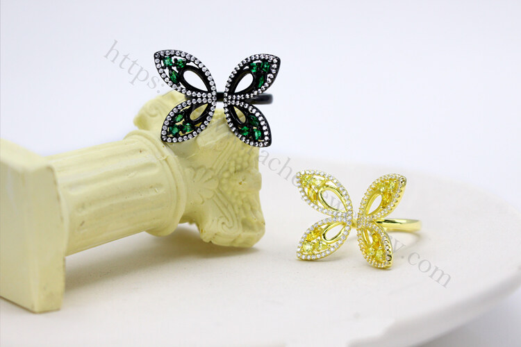 China emerald butterfly ring.jpg