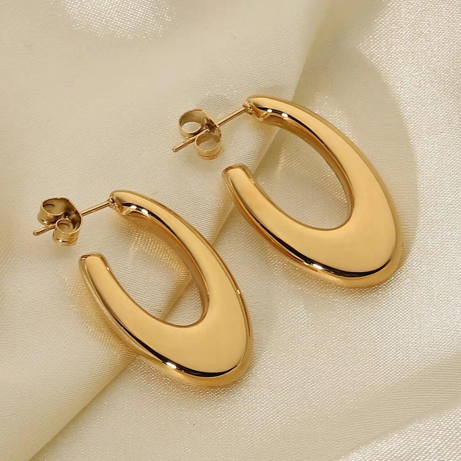 Brass Statement Earrings: Elevate Your Style with Bold and Timeless Pieces