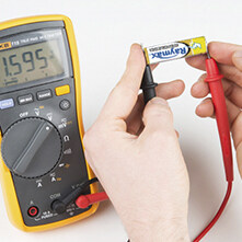 What is the voltage of a dry cell? Type classification of dry cells.