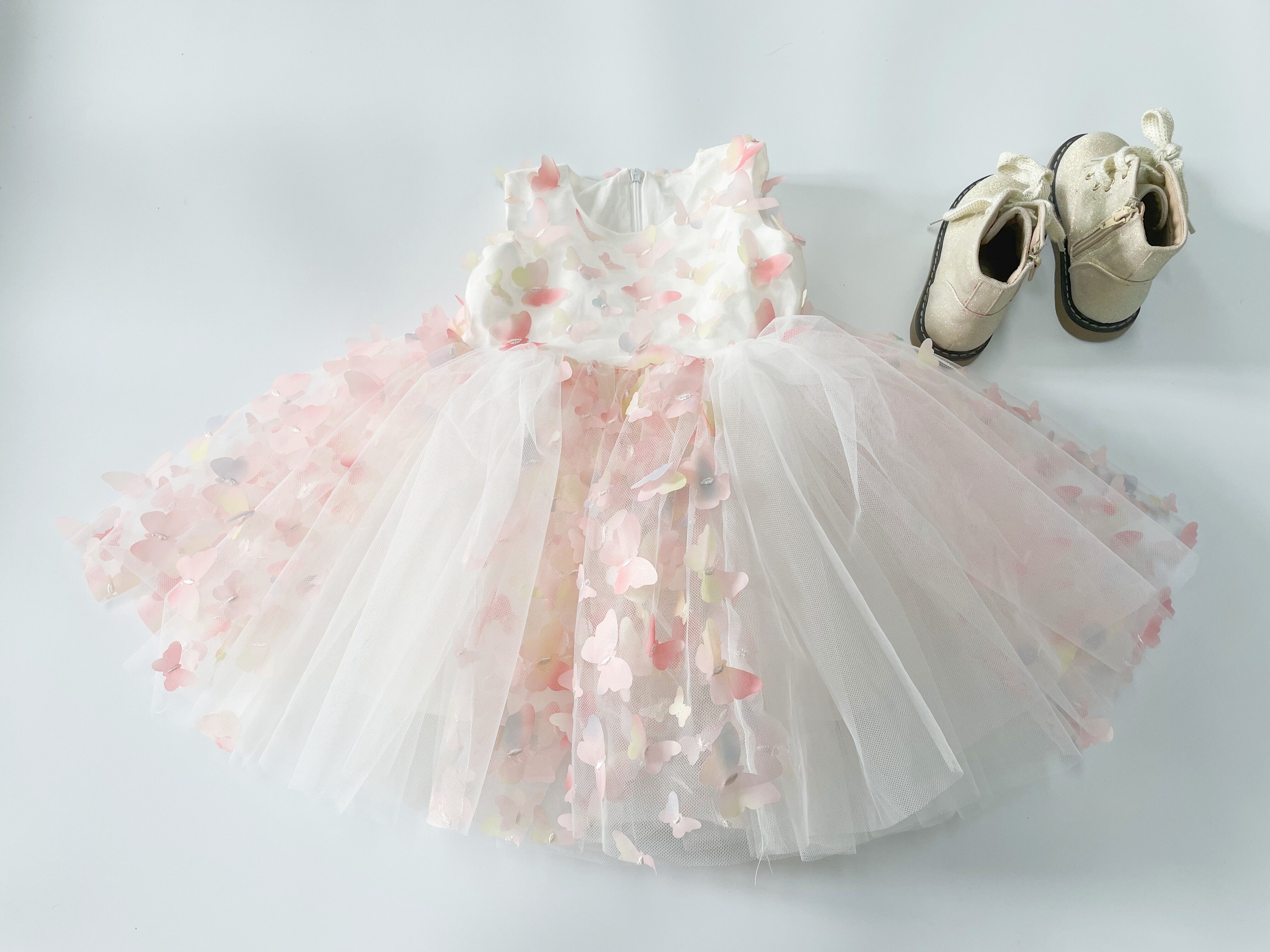 Wholesale Baby Girls Dresses: Dress Your Little Princess