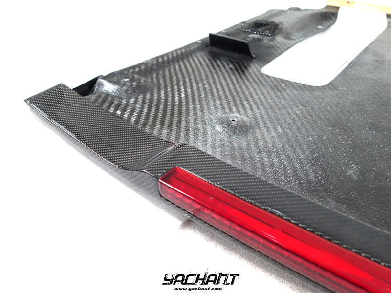 YCR35175S & YCR35177L 2011-2016 Nissan R35 GTR DBA Nismo Style Rear Diffuser Underboard with Fog Lamp CF (4).jpg