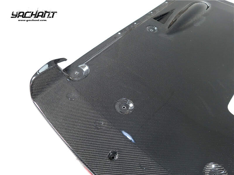 YCR35175S & YCR35177L 2011-2016 Nissan R35 GTR DBA Nismo Style Rear Diffuser Underboard with Fog Lamp CF (13).jpg