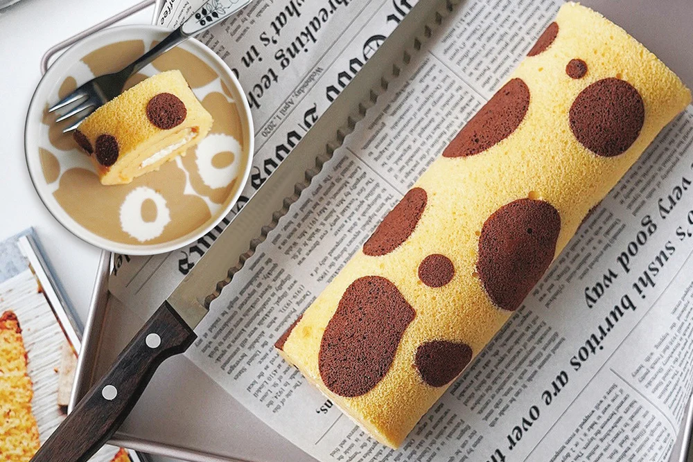 COW CAKE ROLL