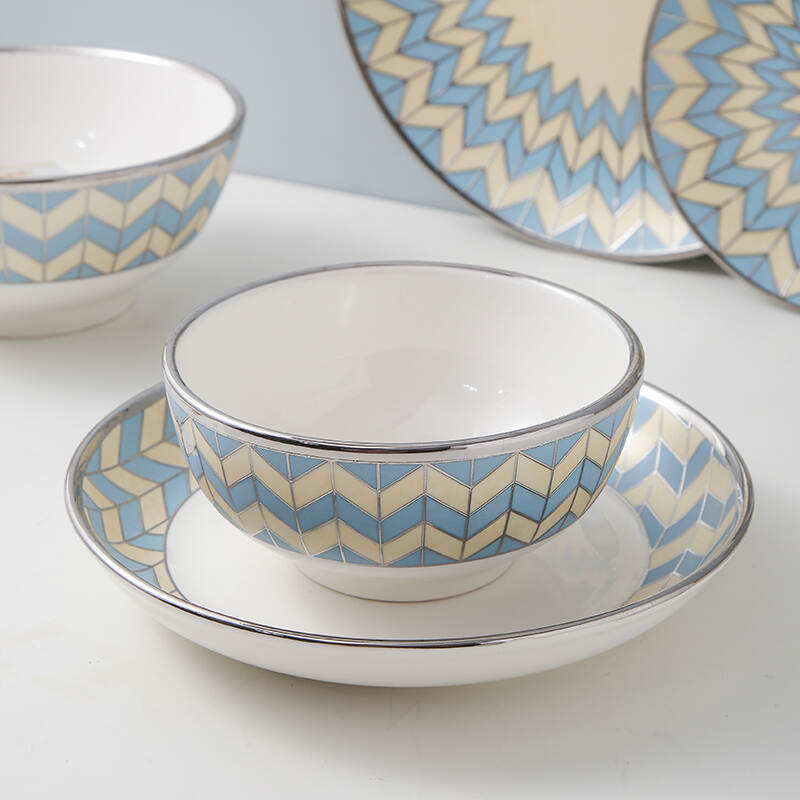 trending dinner plates; ceramic bowl and plate set; restaurant dishware