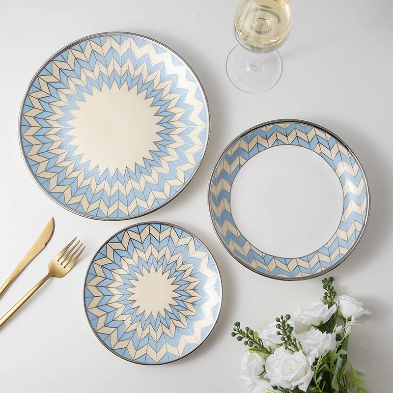 trending dinner plates; ceramic bowl and plate set; restaurant dishware