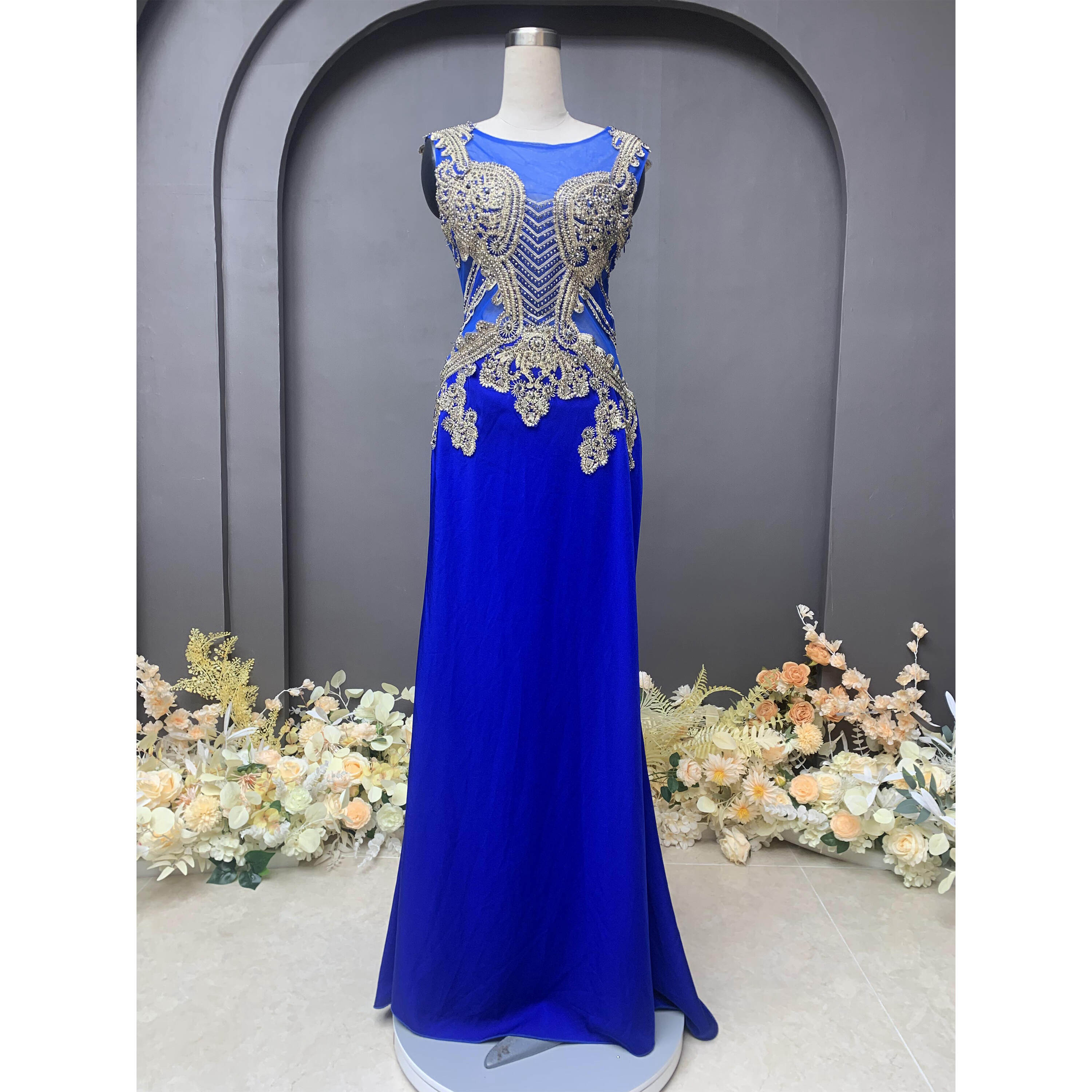 embroidered & rhinestone heating luxury evening dress