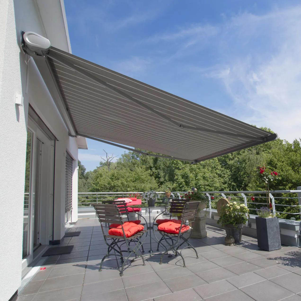 Cassette Motor Electric Outdoor Retractable Awning