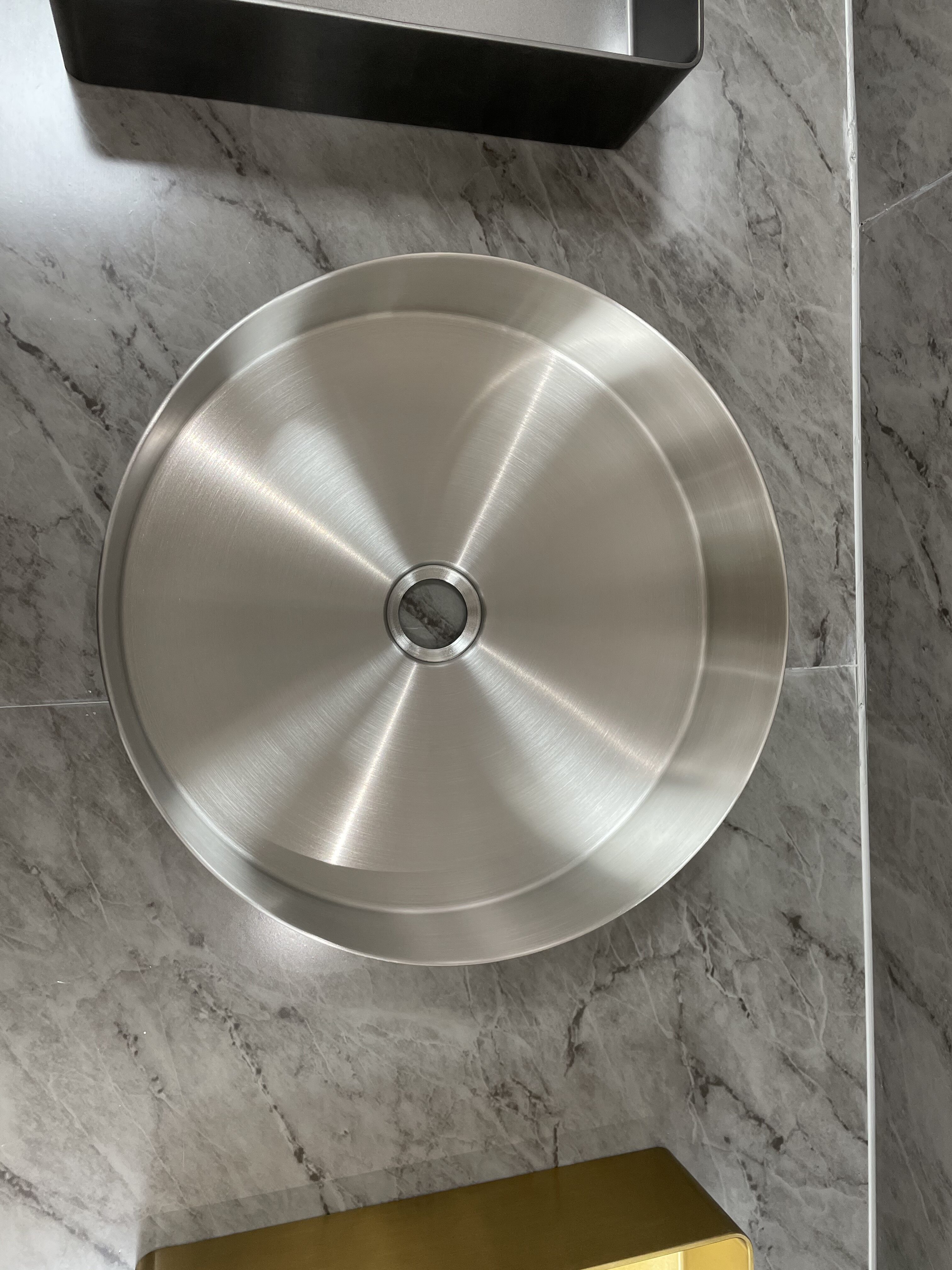 luxury 304 stainless steel handmade counter Basin round design brushed manufacturer