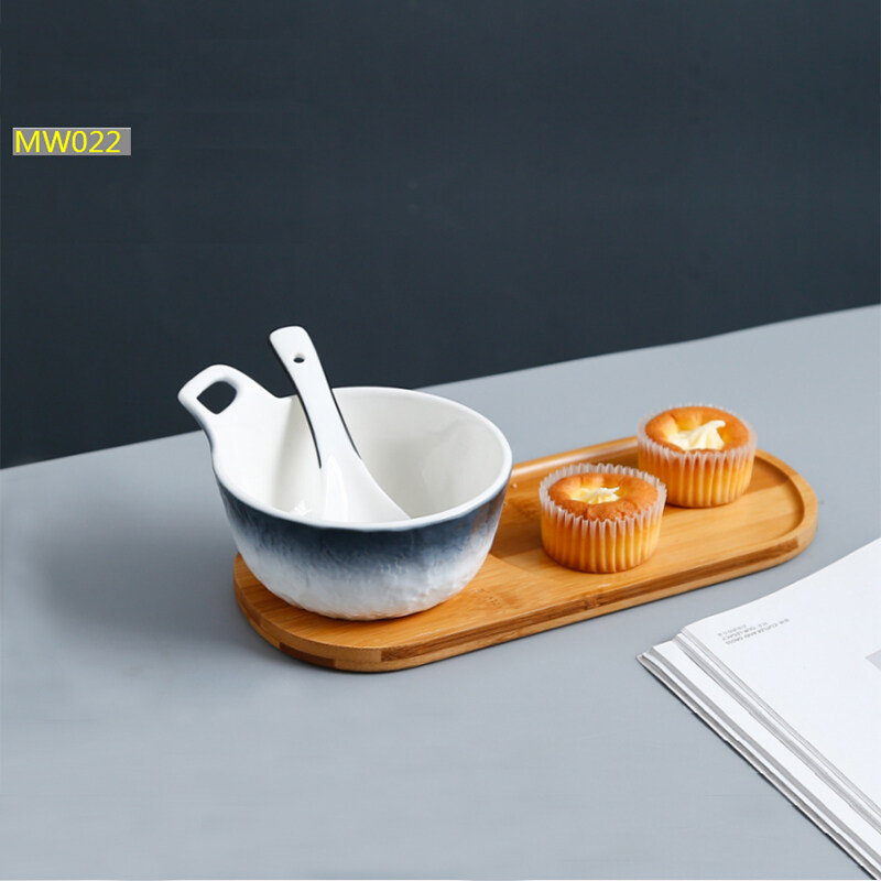 Nordic Style Ceramic Cereal Dessert Bowl With Tray And Spoon