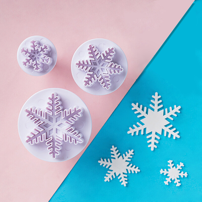 3PCS Snowflake Cookie Cutters Decorating Fondant Embossing Tool Snowflake Plunger Cake Cutter