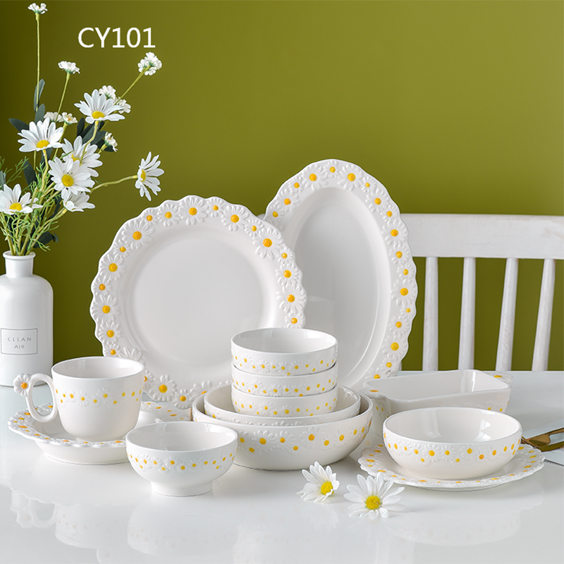 China Beautiful Small Daisy Relief Pattern Ceramic Tableware