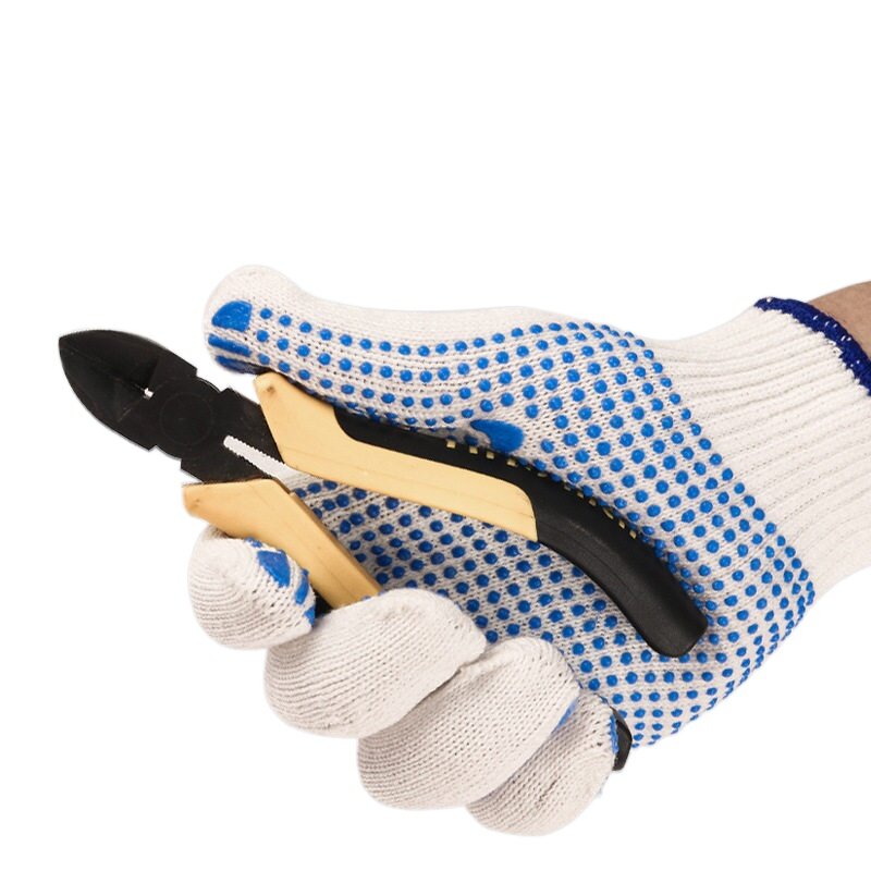 Blue dotted hand gloves