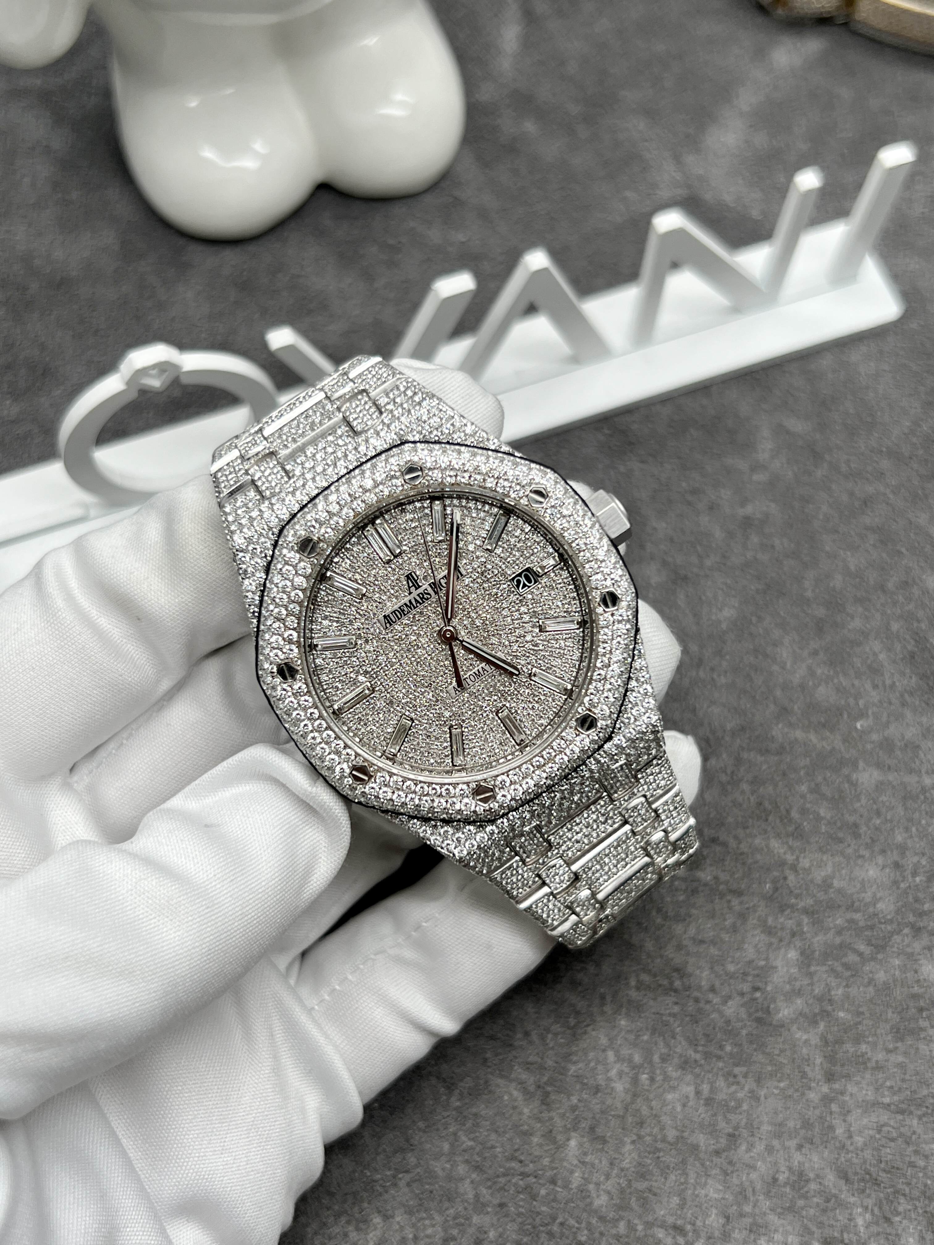 ap royal oak moissanite  watch 15202BC.zz.1241bc.01 for man