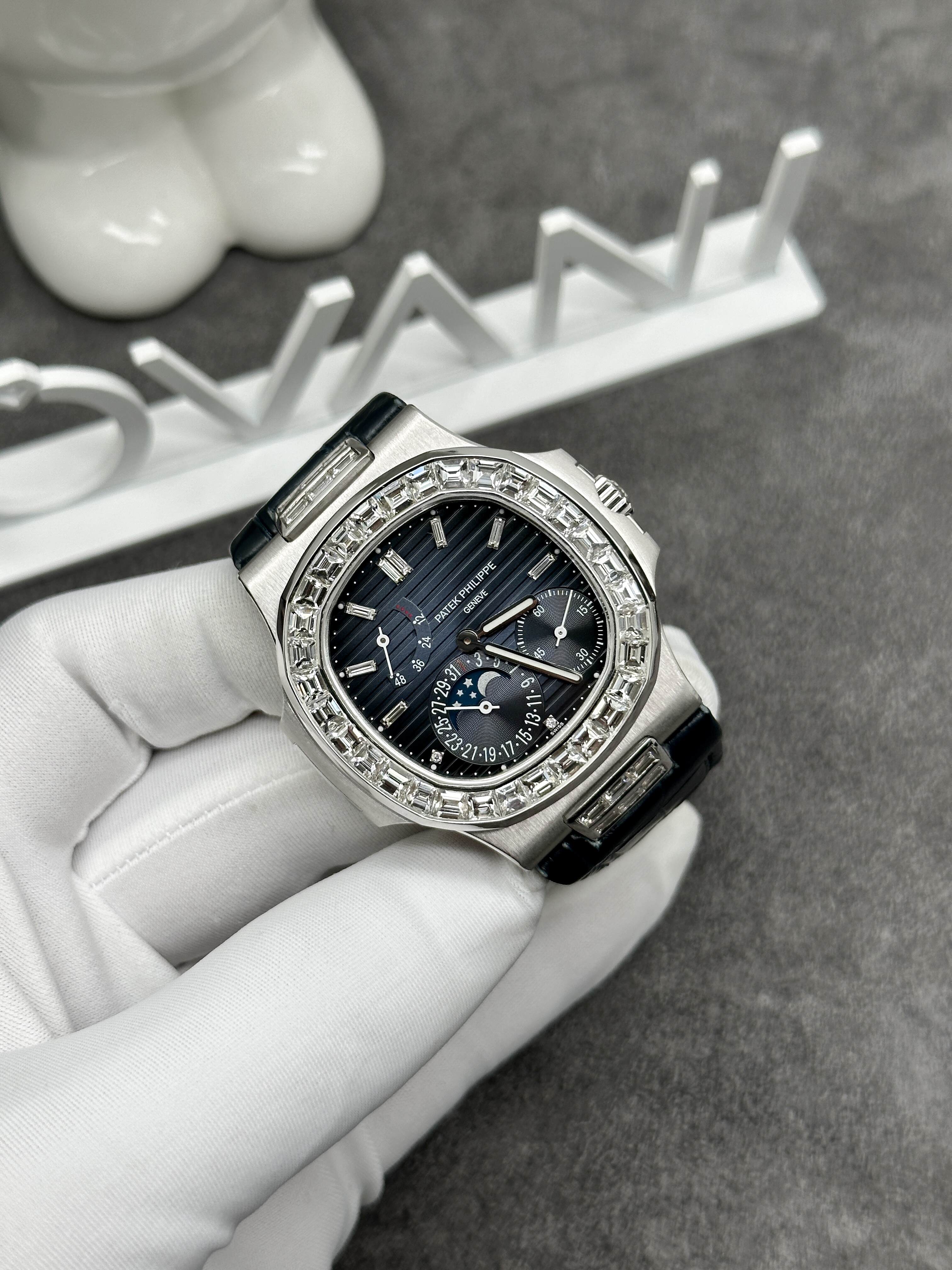Rolex sporty elegance  diamond watch 5722G-001