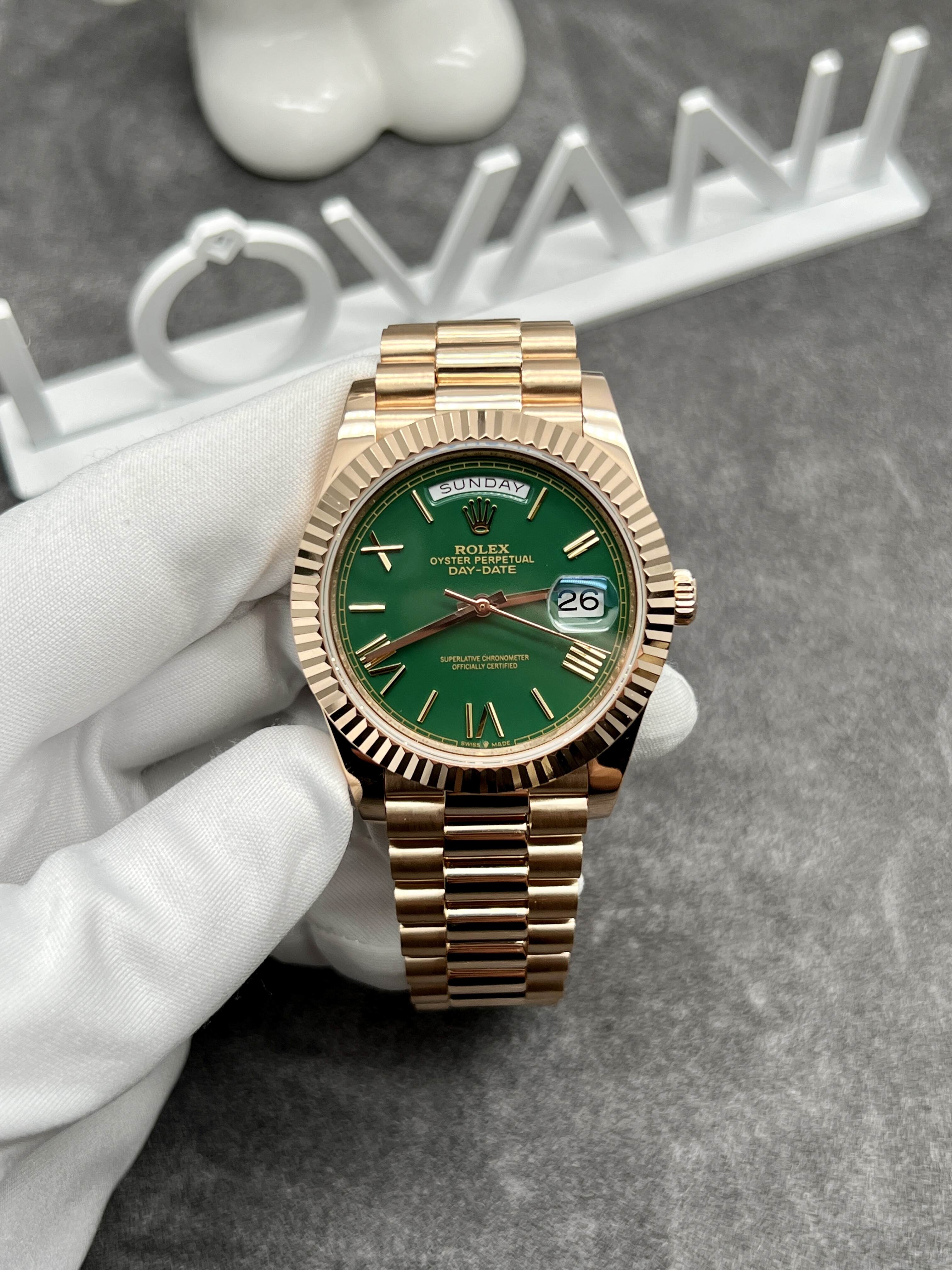 Custom diamond watch is the perfect way to express your individuality and personal style