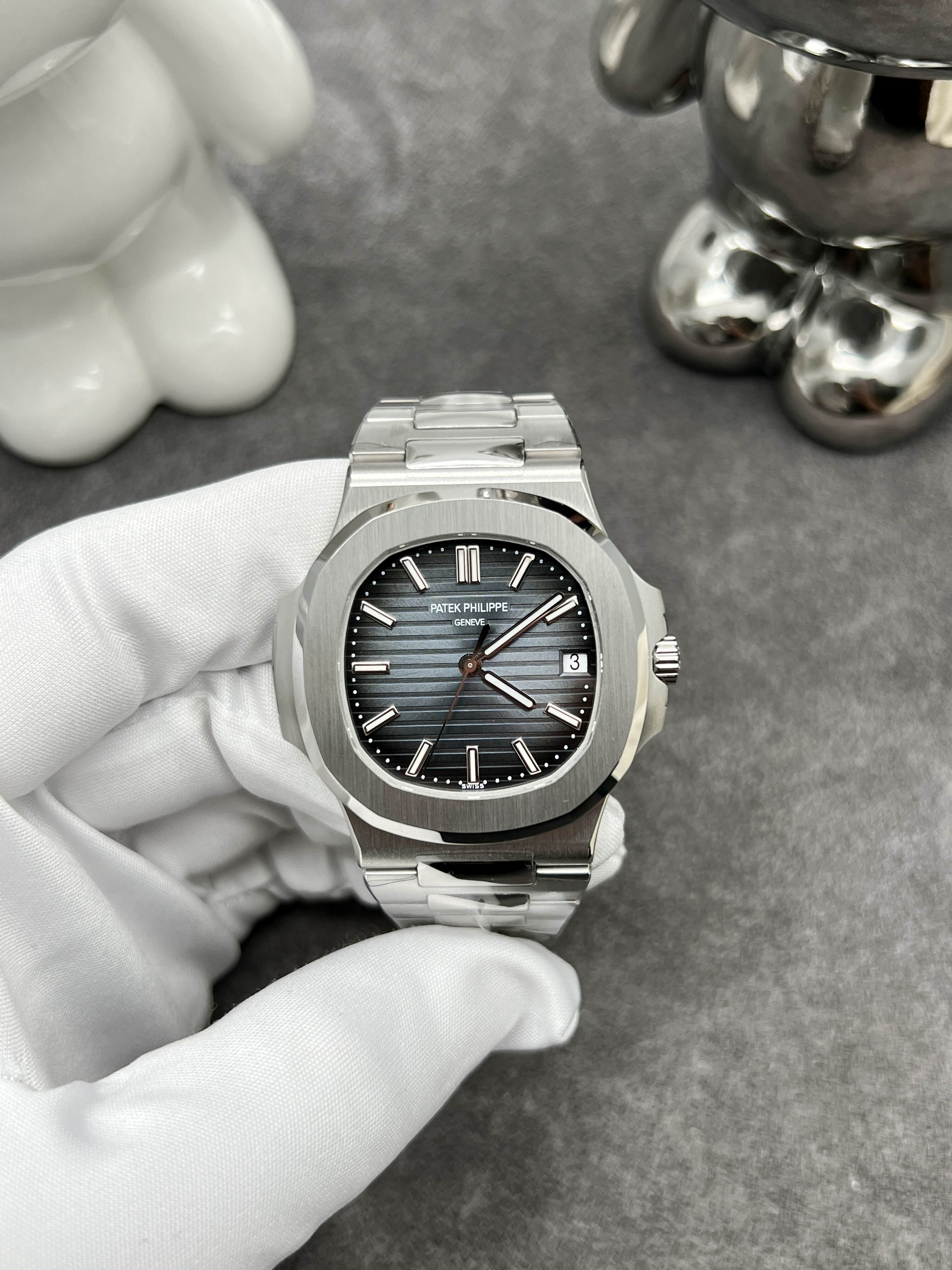 Diamond watch factory employ skilled craftsmen who are trained in the art of diamond setting
