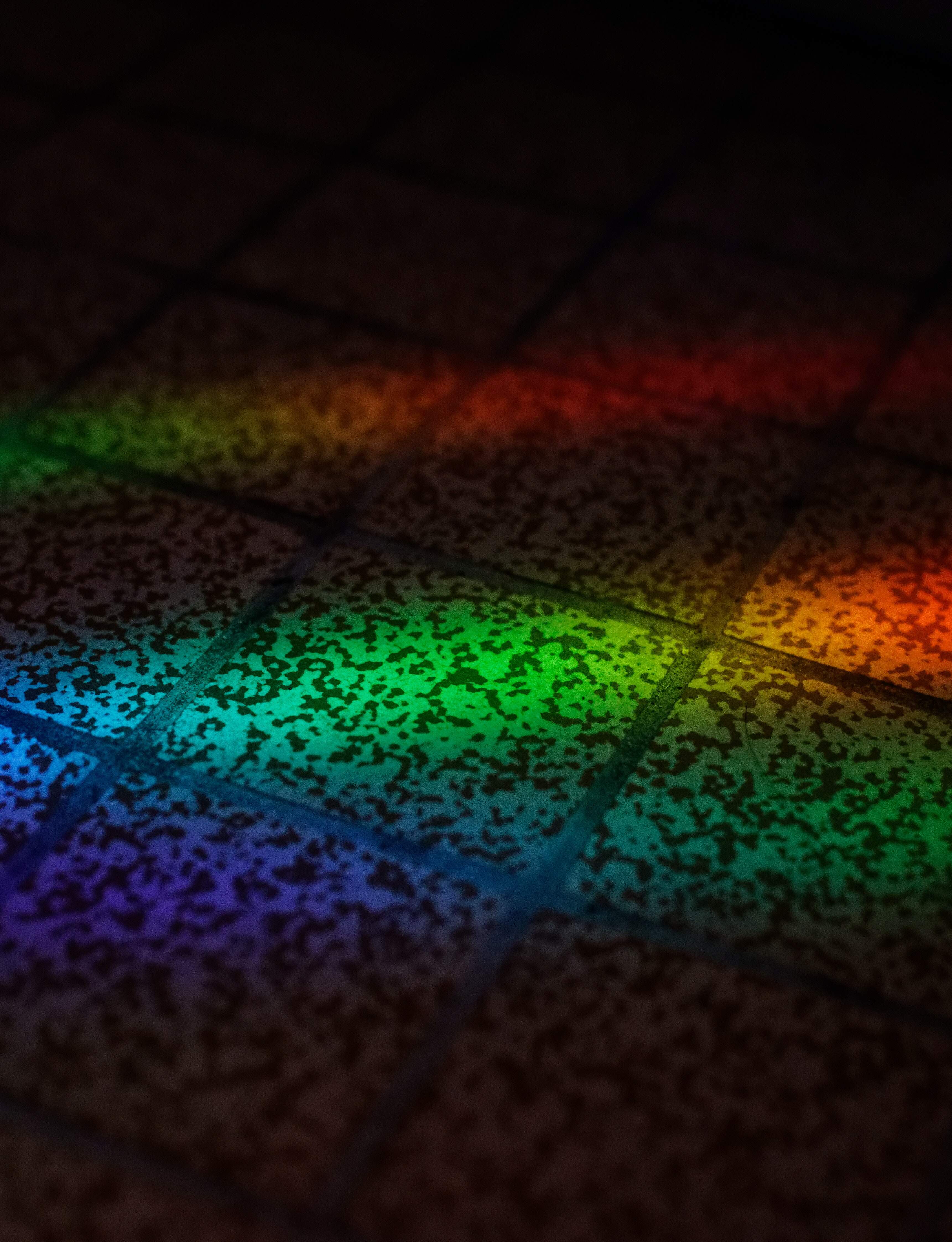 Tips for Selecting the Right Dichroic Prism for Your Optical System