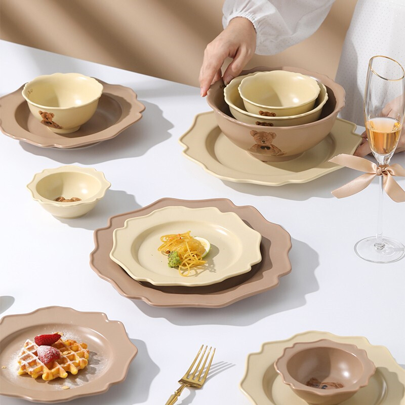 cute bowls and plates; popular dinnerware; bulk dinnerware