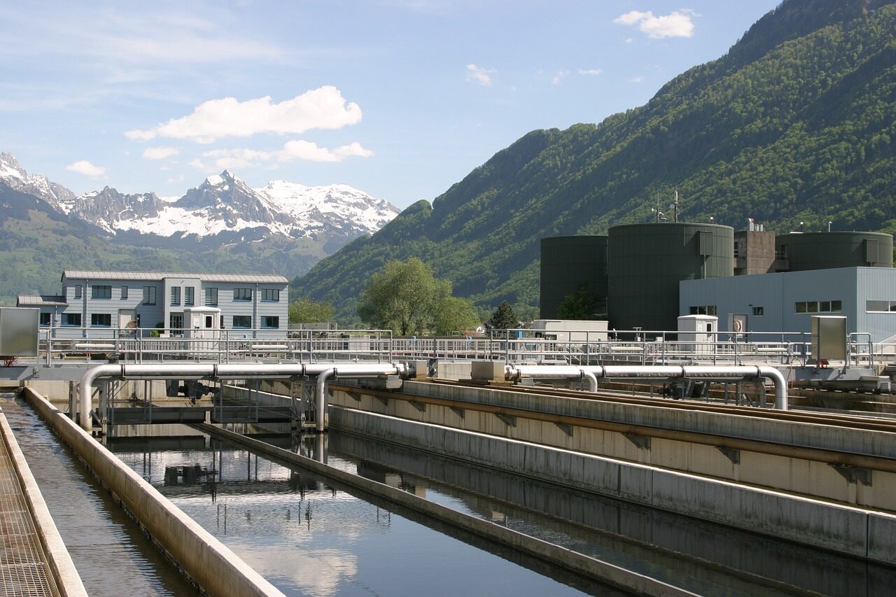 The Application and Importance of Lamella Clarifier Media in Water Treatment