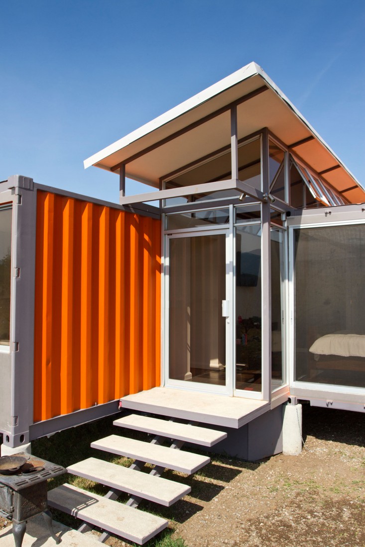 Exploring the Features, Materials, Development History, Maintenance, and Innovations in Fold-Out Container Homes in China