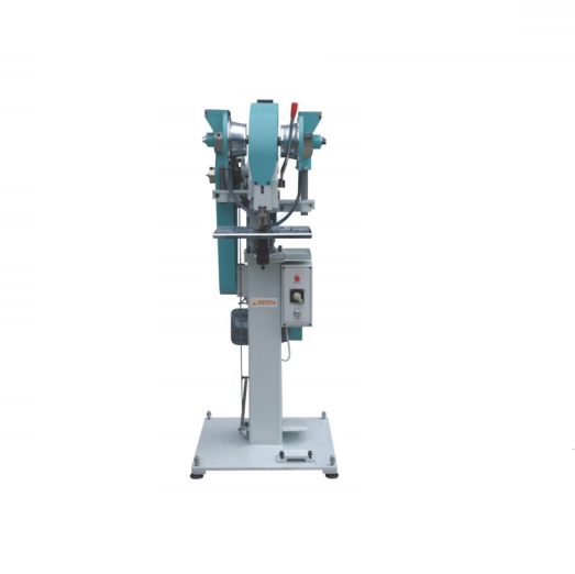 AUTOMATIC FIVE-CLAW NAIL RIVETING MACHINE