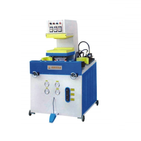 UNIVERSAL SOLE ATTACHING MACHINE