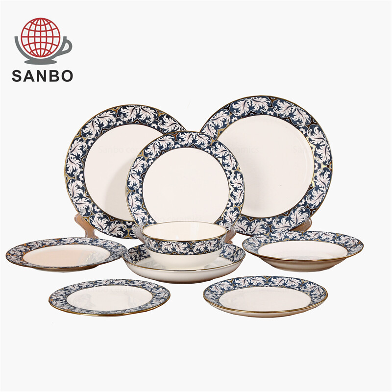 Beautiful Electroplate Pottery Dinnerware Set for Hotel