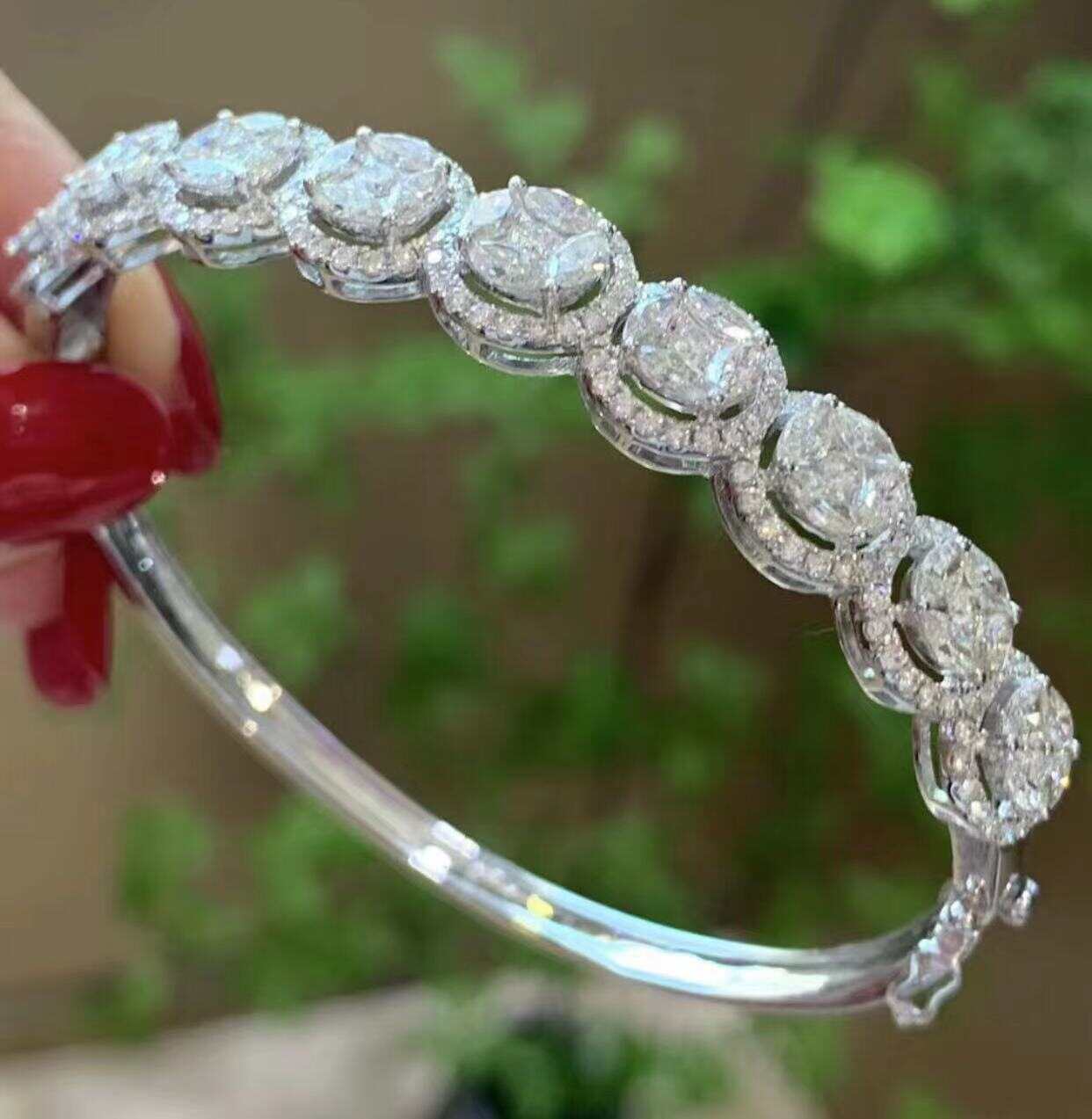 18K diamond bracelet