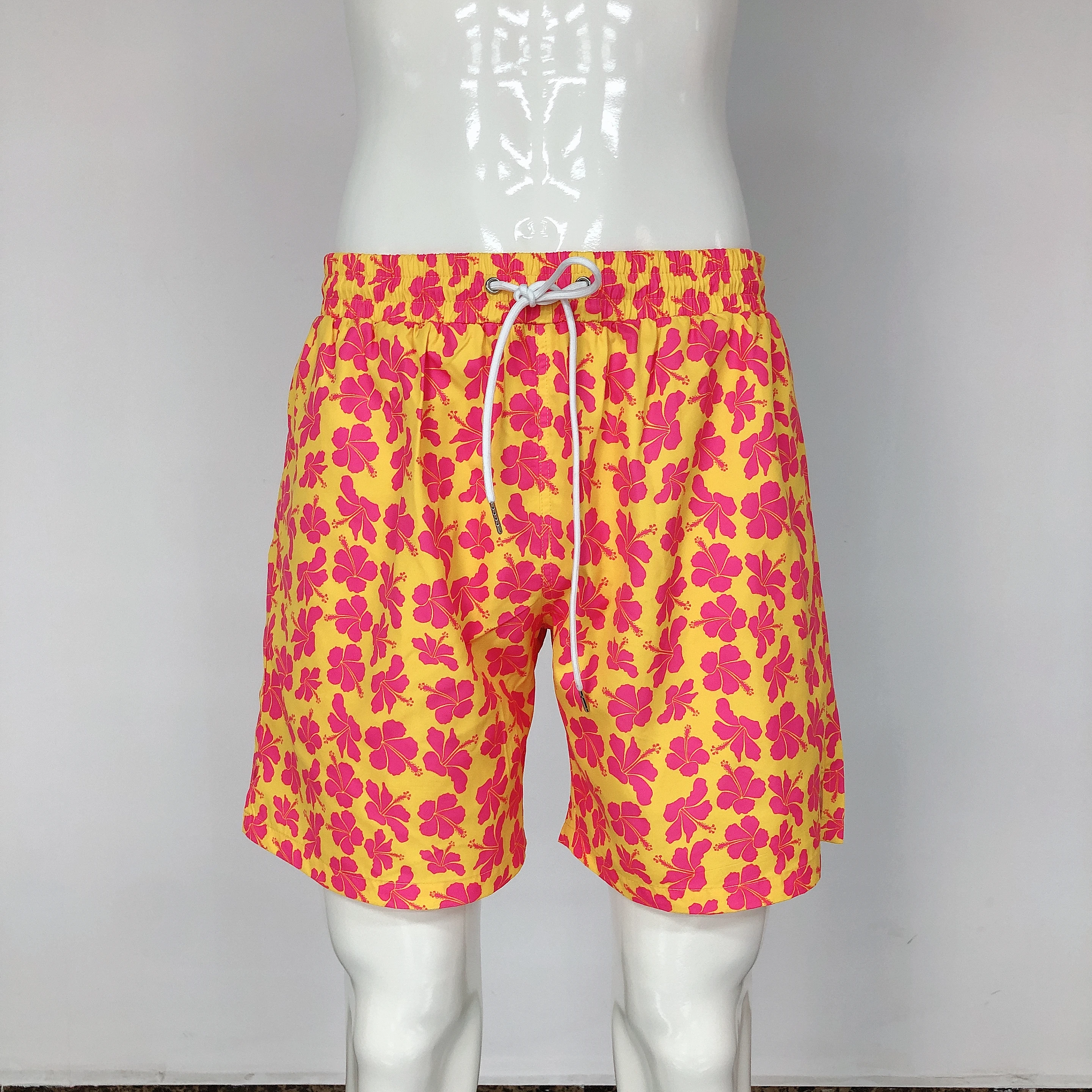 Beach Fashion Redefined: Custom Design Swim Trunks for the Modern Trendsetter