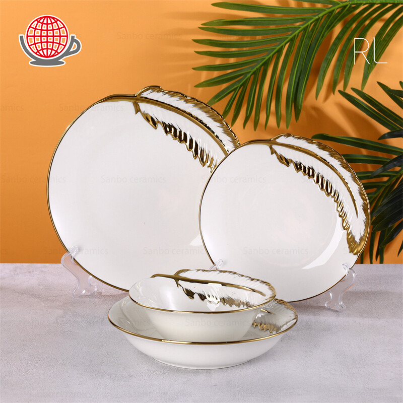 gold and white dishes,gold trim dinnerware set,restaurant style dinnerware