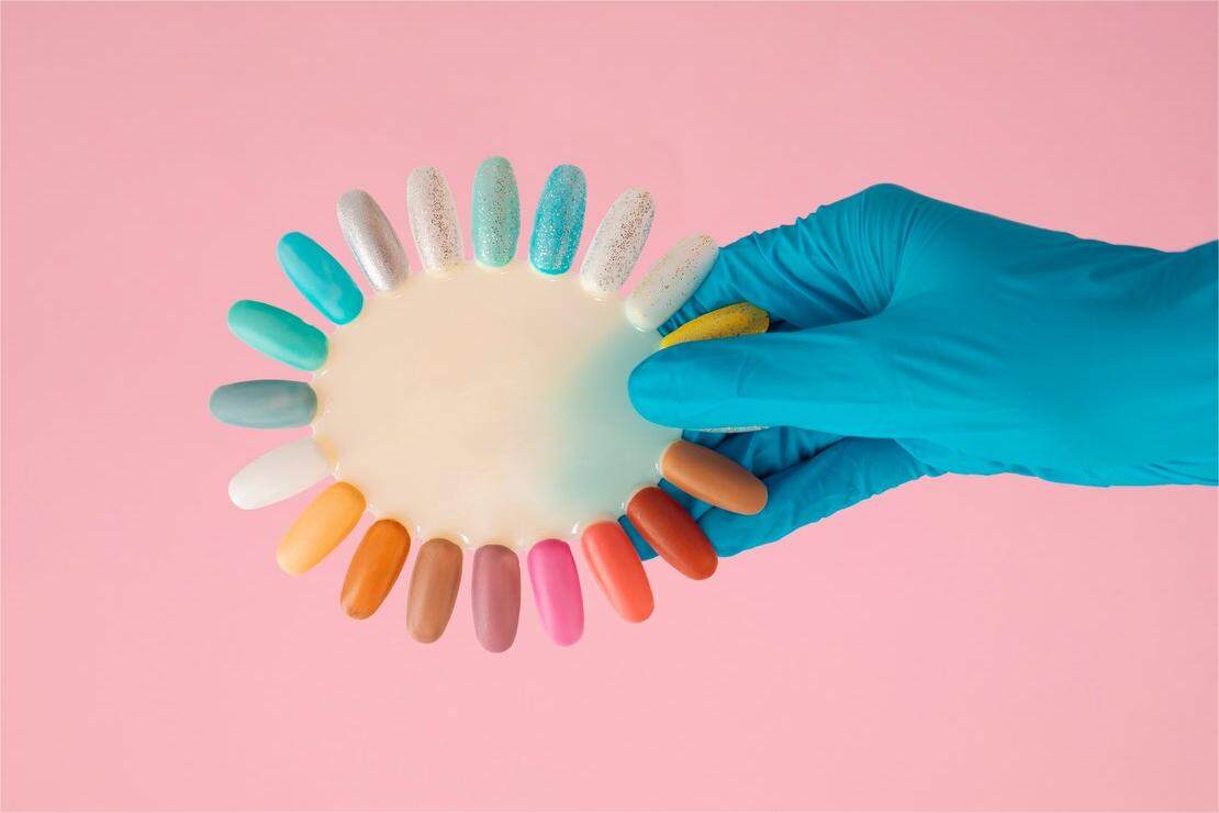 Come usare i pennelli per nail art in silicone?