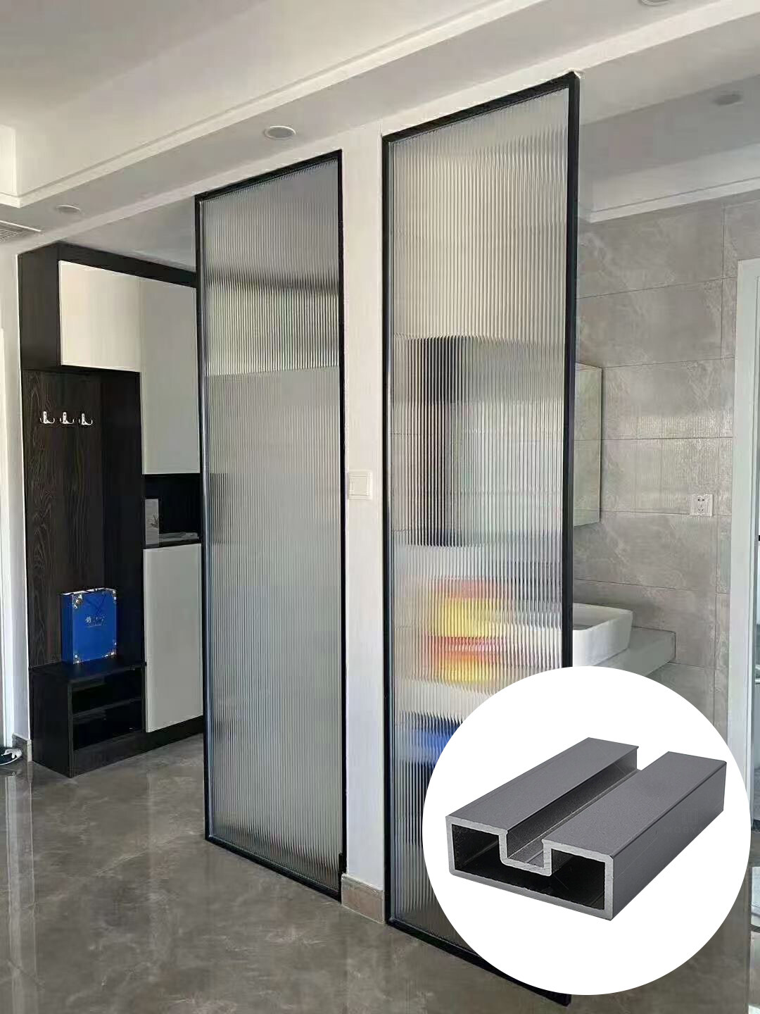 Did you know that aluminum partitions can also be used outdoors? 