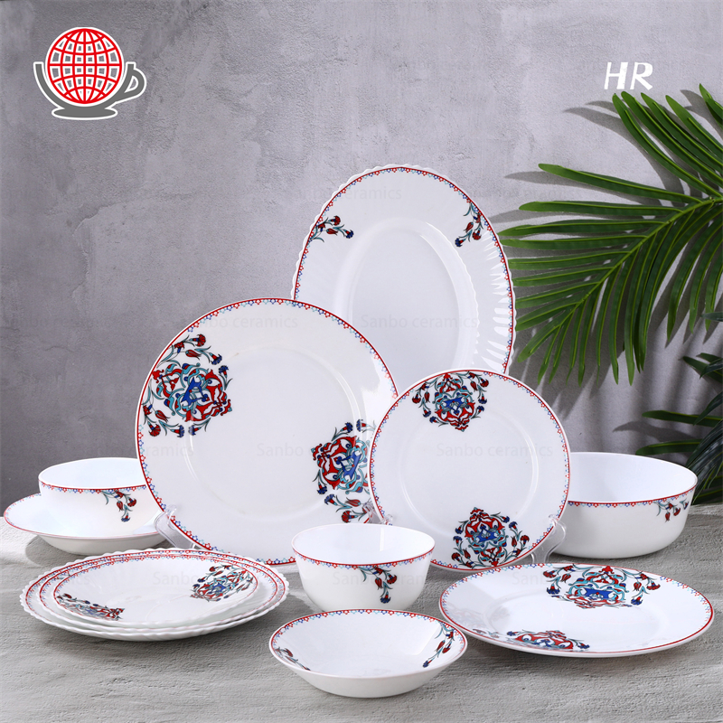 white-durable-opal-glass-dinnerware.jpg