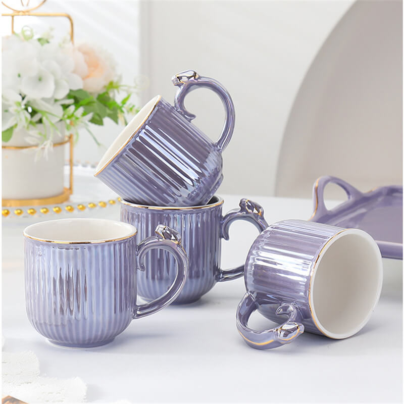 pretty-tea-cup-set.jpg