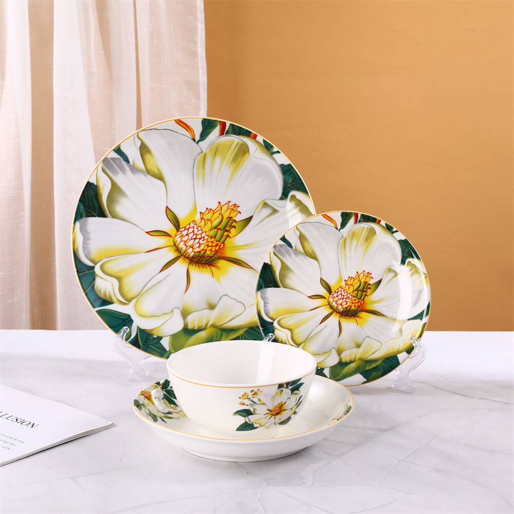 floral-pattern-ceramic-tableware.jpg