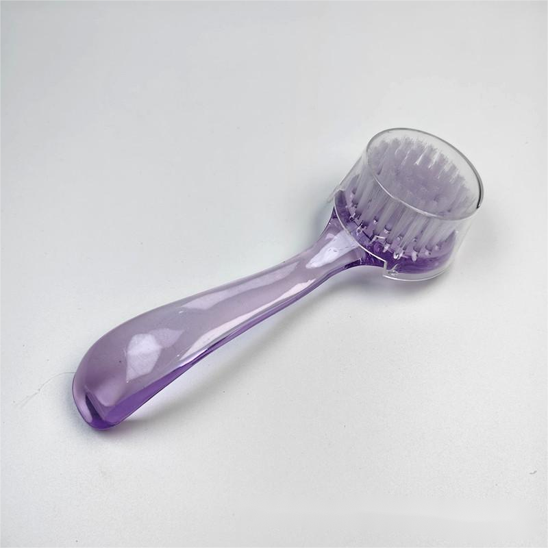 Facial brush