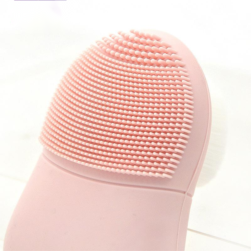 Facial brush