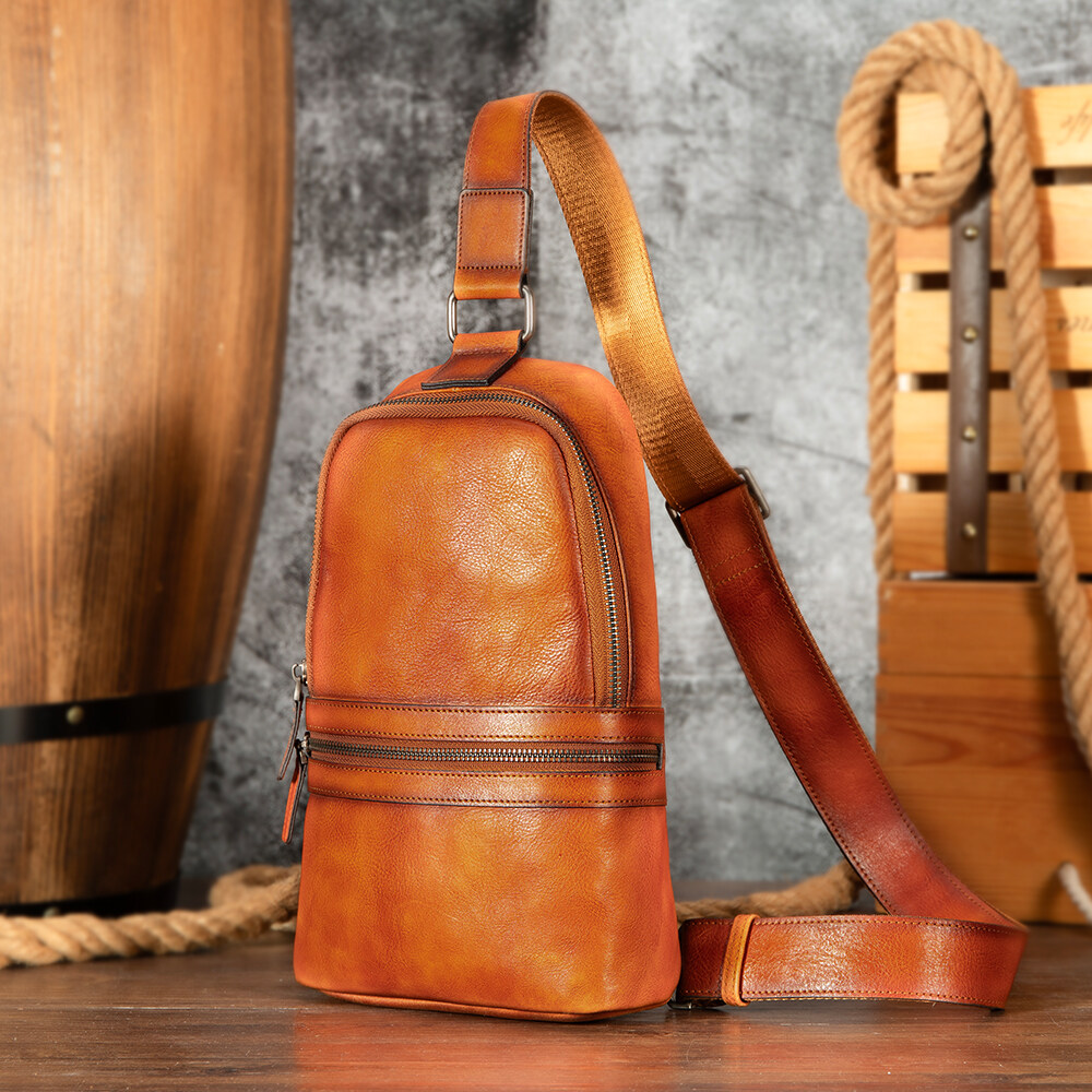 Niucunzh Retro Genuine Leather Chest Bag Cross Body Purse Travel One Shoulder Daypack Leather Sling Bag Men Chest Bag