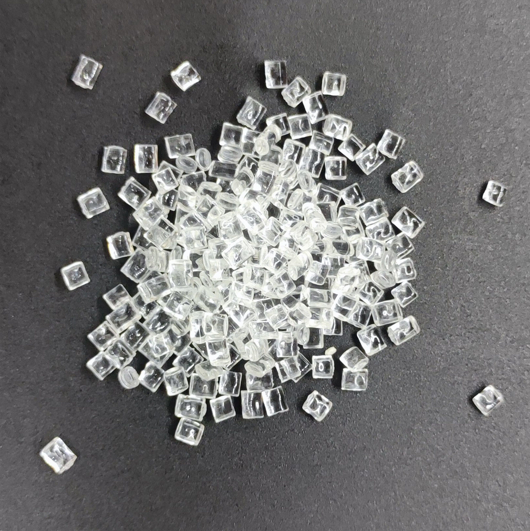 Polyamide PA12, 12 gradi di iniezione di materie prime, 12 gradi di iniezione di materia prima, 12 fornitore di grado di iniezione di materia prima