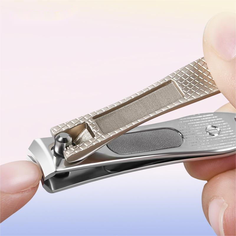 Nail clipper