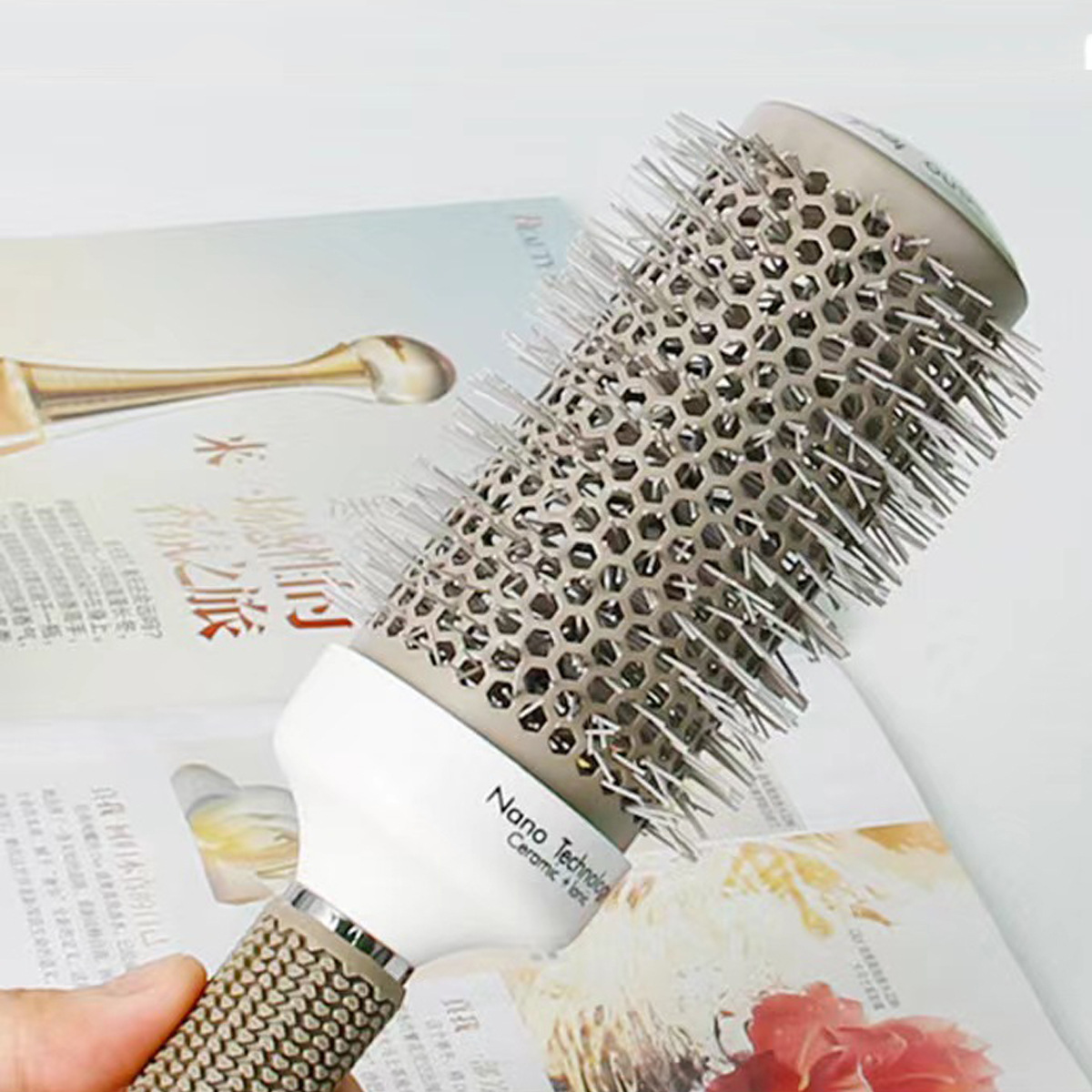 Aluminium brush