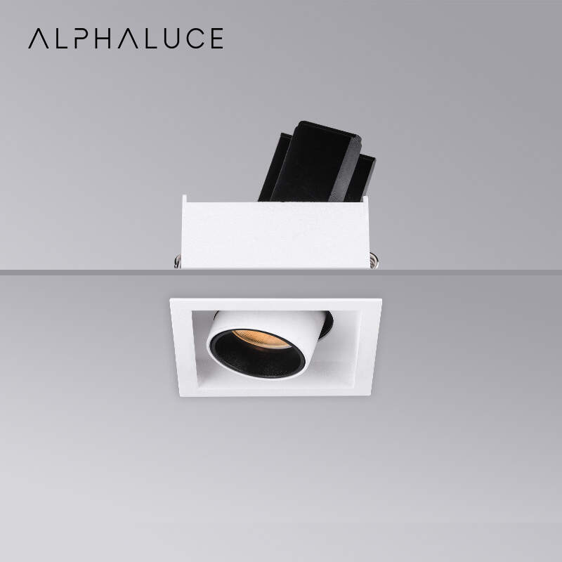 tiltable spotlight