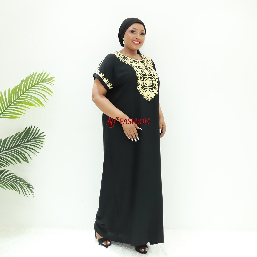 Vêtements islamiques Luxury Abaya Dubai Blackberry STA2718f Togo Vêtements Afrique Robe imprimée