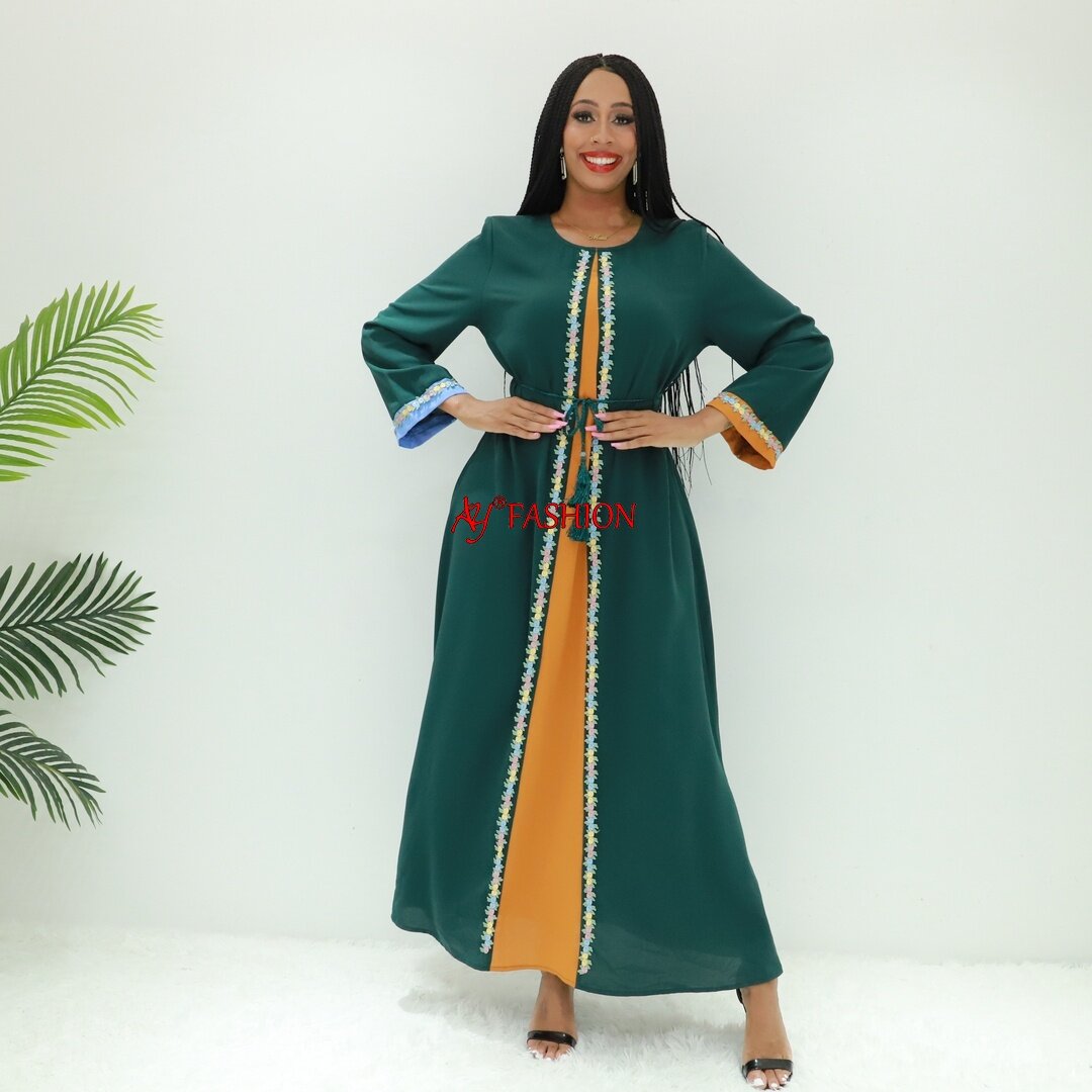 Bescheidener Kleid von Golden Kaftan Mode Ay Fashion 8701 Kamerun Abaya ätherisches Kleid