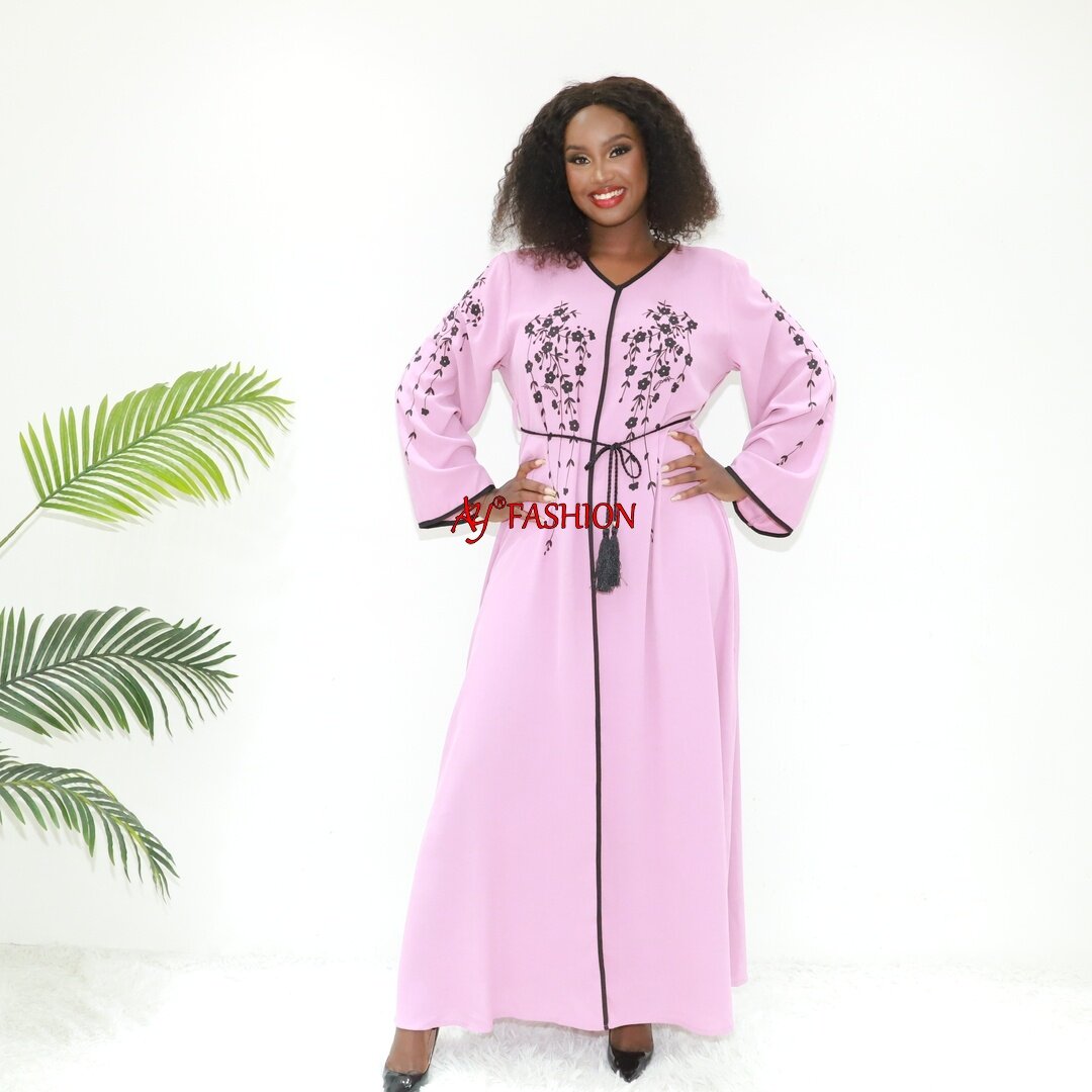 Bestickte Kleidung Abaya Shaning 8796 Nigeria Kaftan Traditionelle muslimische Kleidung