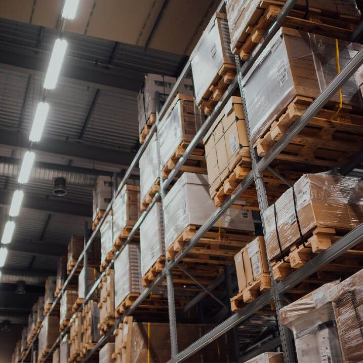 Dropshipping vs. Bulk Sourcing from China: Which is Best for Your Business?