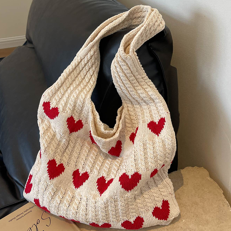 Large Capacity Knitted Heart Pattern Color Blocking Crochet Shoulder Handbag