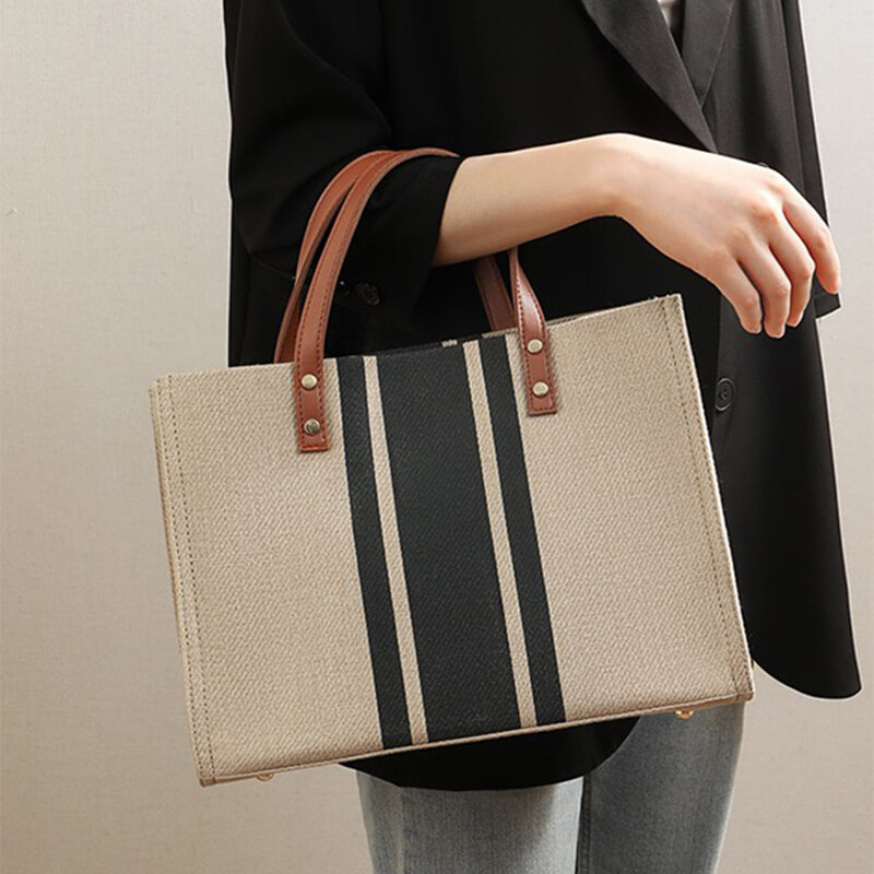 Portable Multifunctional Stripe Pattern Casual Handbag